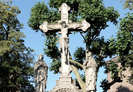 Kreuzigungsgruppe, © aachen tourist service e.v. Kreuzigungsgruppe, © aachen tourist service e.v.