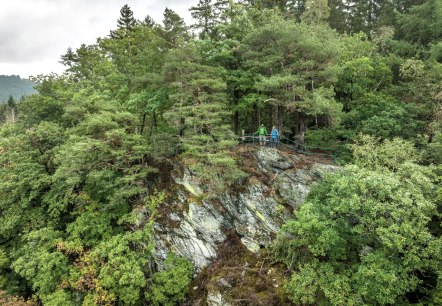 Die Perdsley - Ausblick hoch über den Felsen, © Eifel Tourismus GmbH, Dominik Ketz Die Perdsley - Ausblick hoch über den Felsen, © Eifel Tourismus GmbH, Dominik Ketz