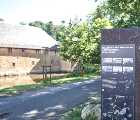 Burg Eicks, © Nordeifel Tourismus GmbH