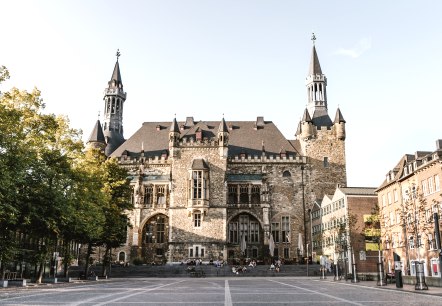 Aachener Rathaus Katschhof.jpg, © Hannah Gatzweiler