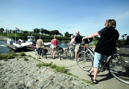 Mit der Fähre über die Maas, © StädteRegion Aachen