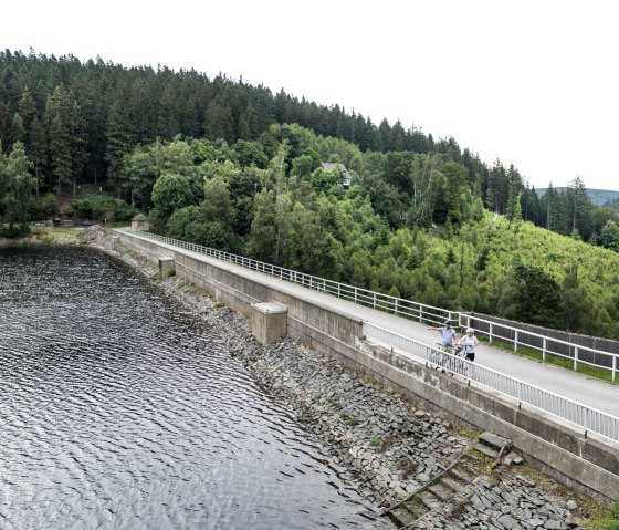 Radfahrer an der Kalltalsperre, © StädteRegion Aachen