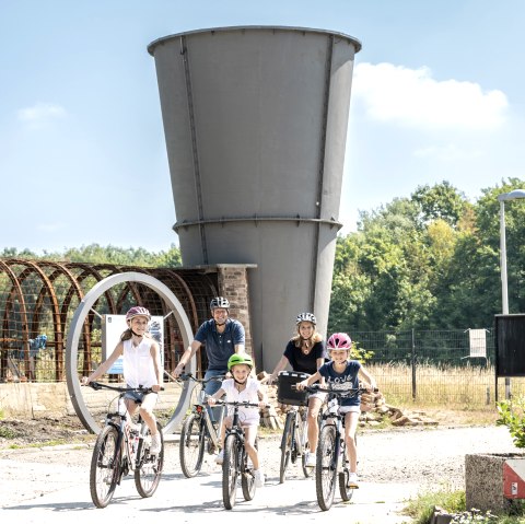 Radfahren an Grube Adolf, © StädteRegion Aachen; Foto: Dominik Ketz