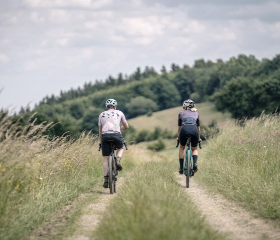 Gravelbiker Höhenlage bei Kesternich, © StädteRegion Aachen