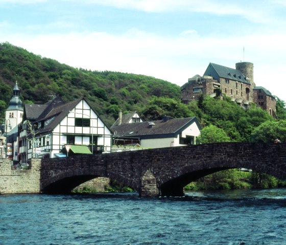 Die Radtour Eifel-Höhen-Route führt auch durch Heimbach, © Eifel Tourismus GmbH/H.-J. Sittig