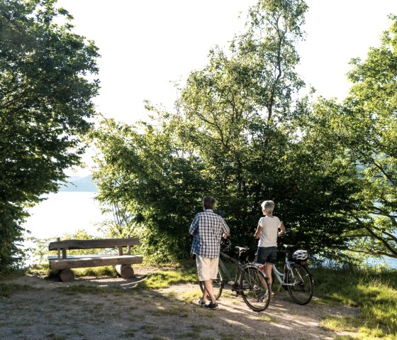 Radfahrer am Rursee, © StädteRegion Aachen