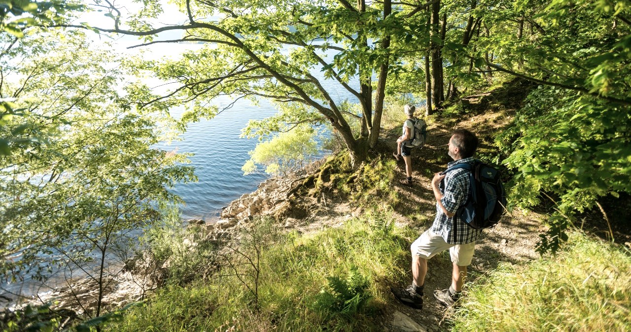 Wanderer am Rursee, © StädteRegion Aachen