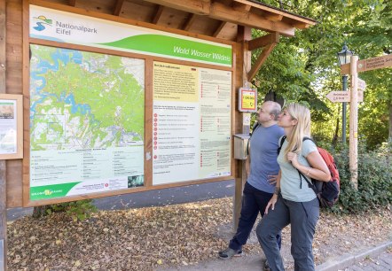 Informationstafel Nationalpark-Eifel, © Eifel-Tourismus GmbH, AR-shapefruit AG