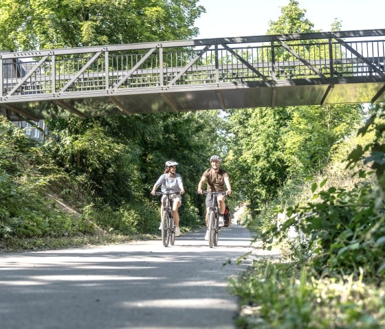 Radfahrer auf dem Bahntrassenradweg, © StädteRegion Aachen