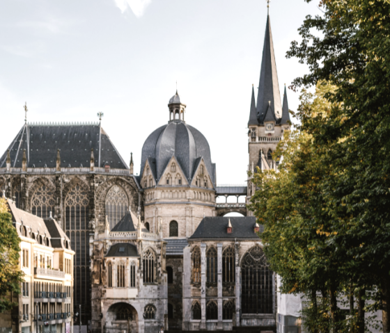 Aachener Dom vom Katschhof, © Hannah Gatzweiler