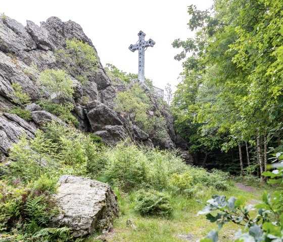 Cross in the fens near Monschau-Kalterherberg, © Eifel Tourismus GmbH, AR-shapefruit AG