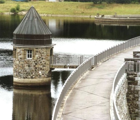 Dreilägerbachtalsperre Staumauer, © Wolfgang Tscherner