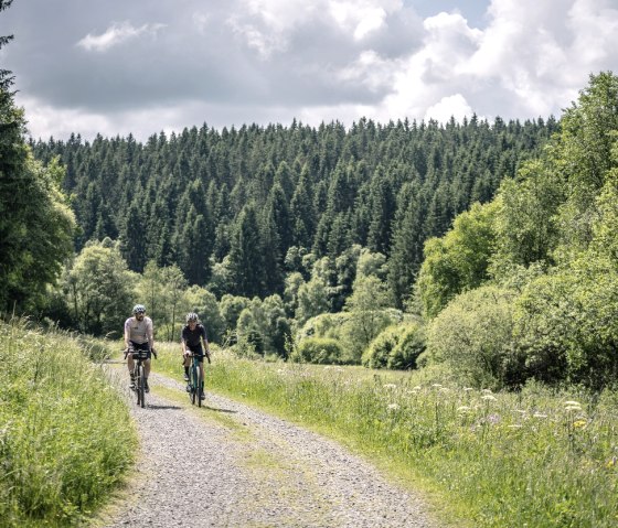 Gravelbiker im Perlenbach- und Furthsbachtal, © StädteRegion Aachen