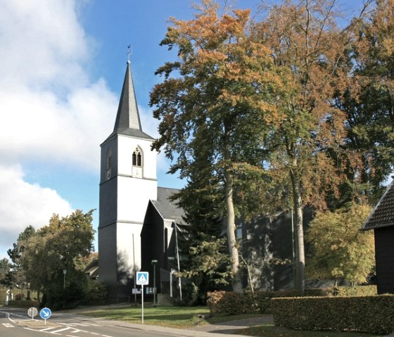 Pfarrkirche Höfen, © euregio-im-bild.de