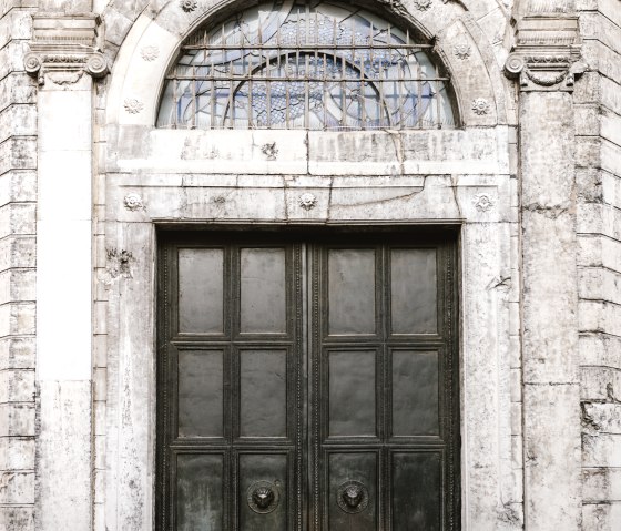 Aachener Dom Wolfstür, © Hannah Gatzweiler