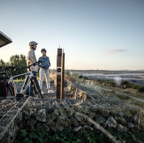 Aussichtspunkt Schophoven, © Eifel Tourimsmus GmbH; Foto: Dennis Stratmann