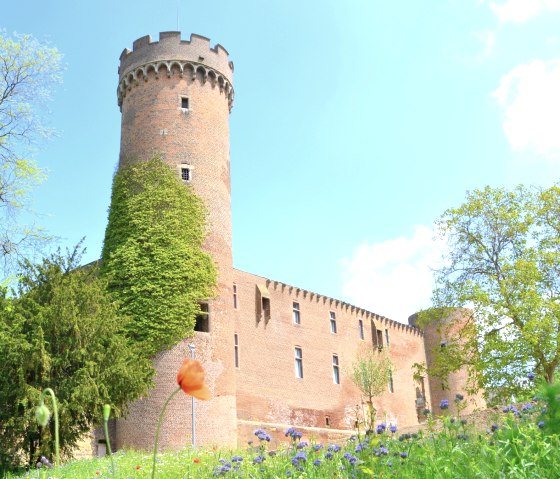 LAGA Zuelpich Landesburg Wallgraben, © Nordeifel Tourismus