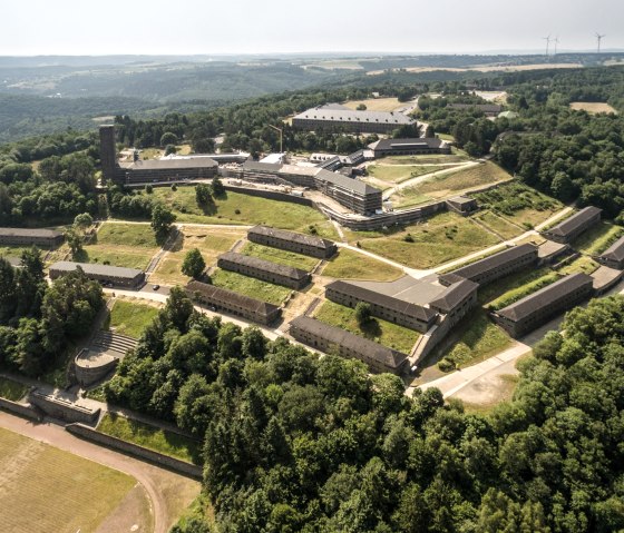 View of Vogelsang IP from the Eifelsteig trail, © Eifel Tourismus GmbH, D. Ketz