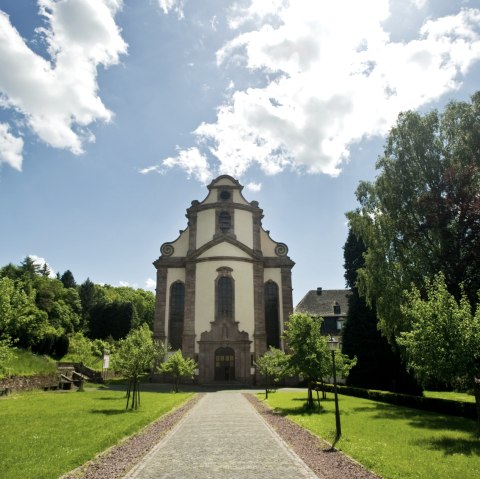 Himmerod Monastery on stage 13 of the Eifelsteig trail, © Rheinland-Pfalz Tourismus/D. Ketz
