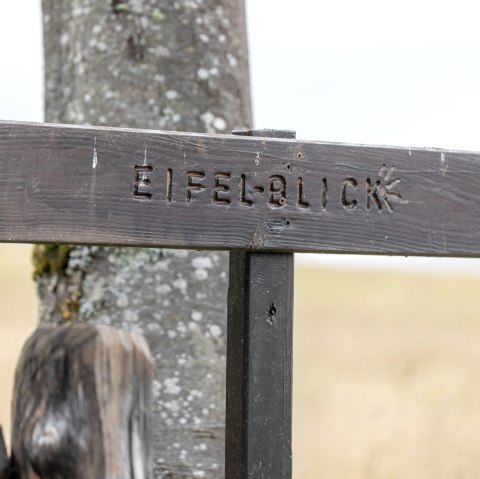 Eifelblick Beschilderung, © Eifel Tourismus GmbH; Foto: Anton Röser