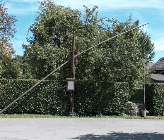 Nachbau eines Ziehbrunnens, © Bernd Läufer