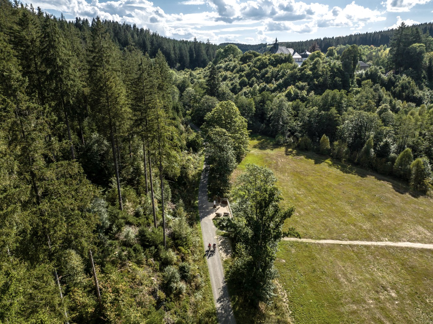 RurUfer-Radweg bei Kalterherberg, © Eifel Tourismus GmbH; Foto: Dennis Stratmann