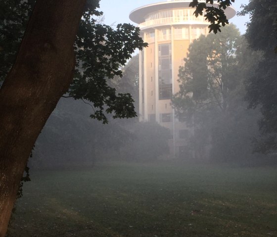 Wasserturm im Nebel, © aachen tourist service e.v.