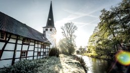 Church in Olef on the Eifelsteig trail, © Eifel Tourismus GmbH, D. Ketz