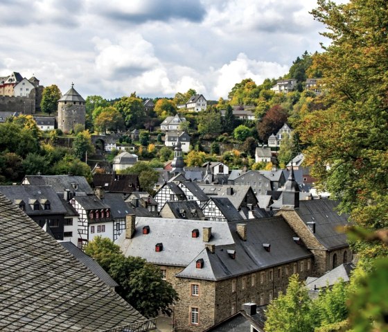 Above the rooftops of Monschau, © outdooractive