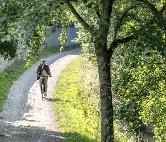 Radfahrer auf dem Bahntrassenradweg, © StädteRegion Aachen