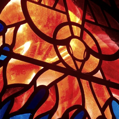 Stained glass window designed by Erich Charlier in St. Barbara's Chapel, © StädteRegion Aachen
