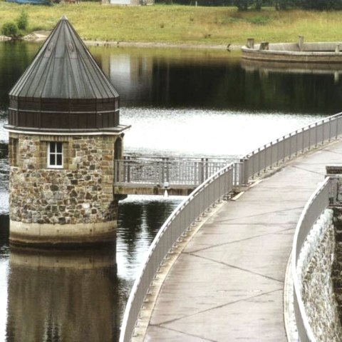Dreilägerbachtalsperre Staumauer, © Wolfgang Tscherner