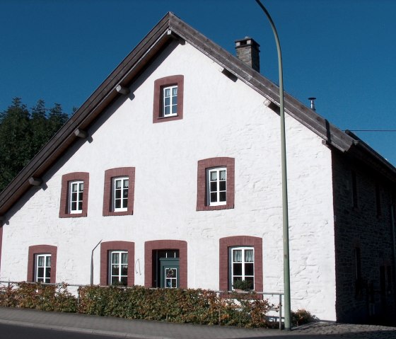 Schieferverkleidetes Steinhaus, © Bernd Läufer