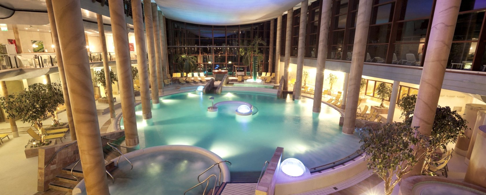 Carolus Thermen Hauptbecken, © Carolus Thermen Bad Aachen
