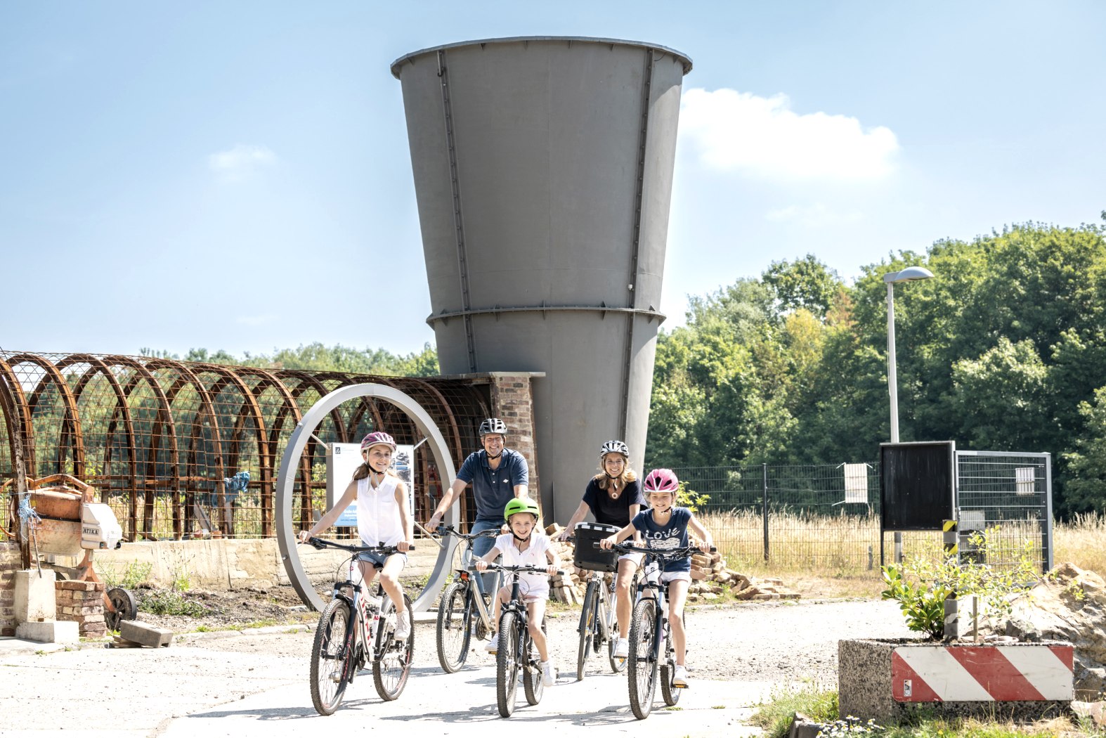 Radfahren an Grube Adolf, © StädteRegion Aachen; Foto: Dominik Ketz