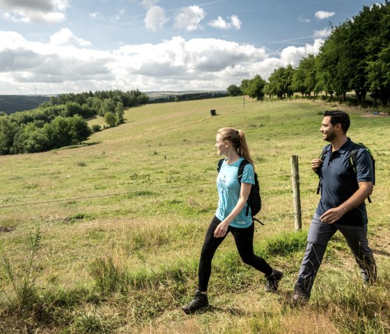 Hiking on the Rursee high trail, © StädteRegion Aachen